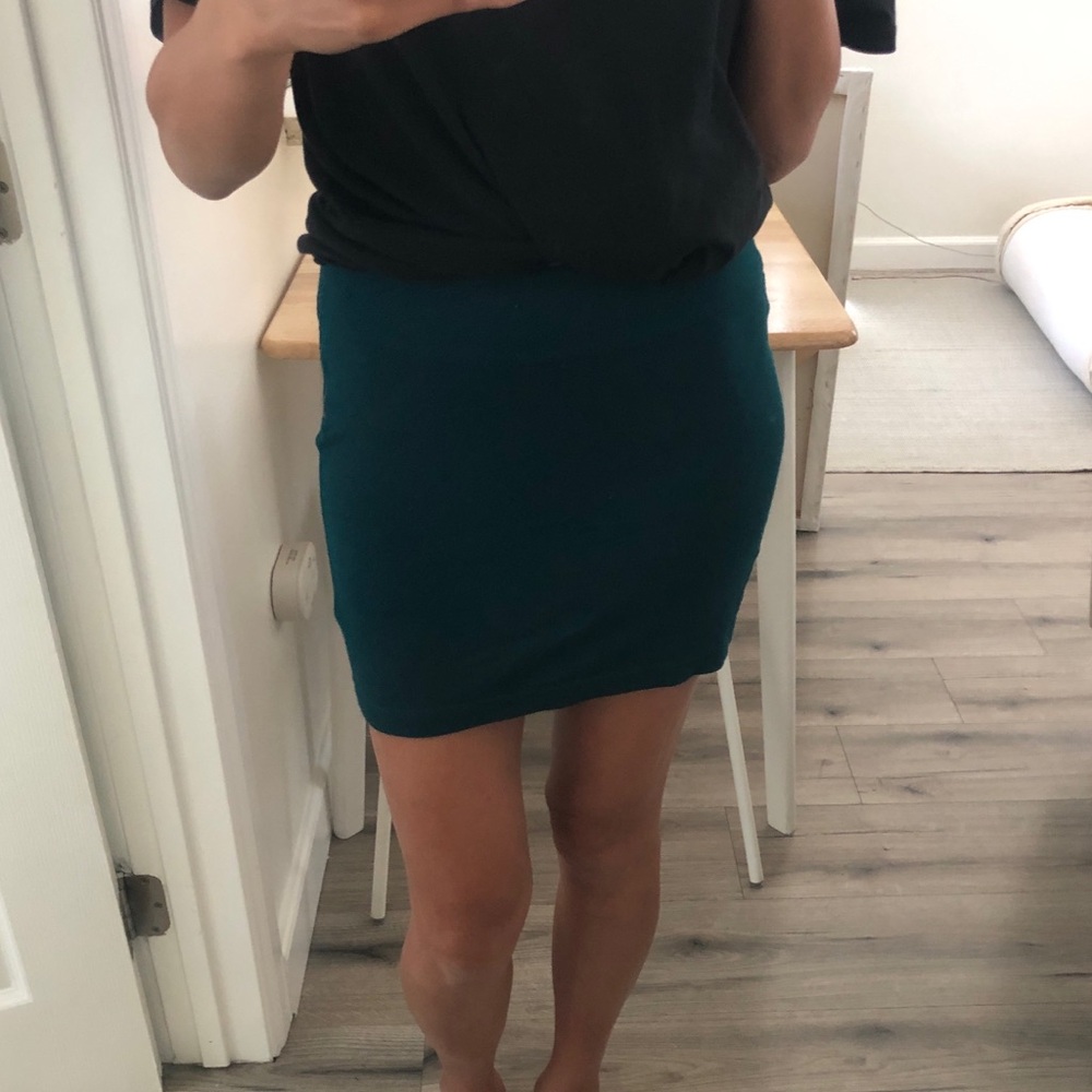 Emerald Peacock Turquoise Green Mini Skirt size Small